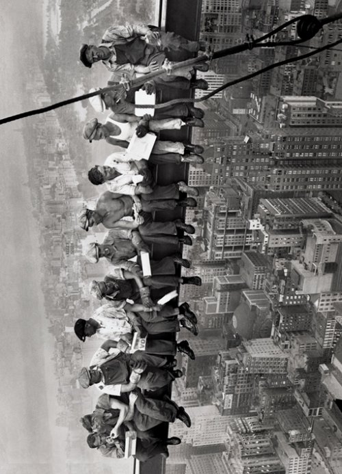 LUNCH ON A SKYSCRAPER